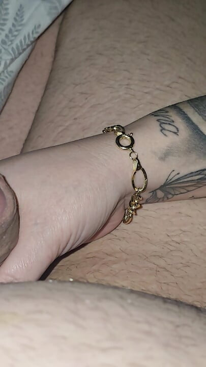 Step Son Sharing a bed with STEP Mom. she goes under the sheets to drain my cock with a handjob