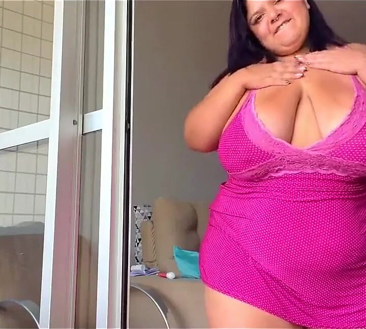 Naughty BBW Masturbated on the Balcony of Her Building - Mary Jhuana