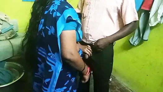 Indian Saree salesman having some good sex with customer