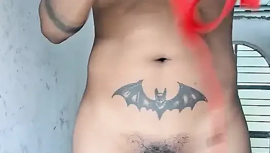 Açık yarak kırmızı tanga boşalması