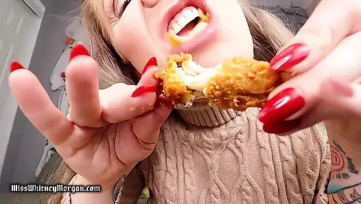 Miss Whitney Morgan: Fried Chicken Eating Asmr