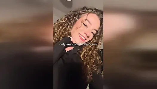 TikTok teen squirts on live stream, pussy on full display