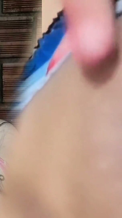 You like Latinas like Gomez Gomez | Clip 2