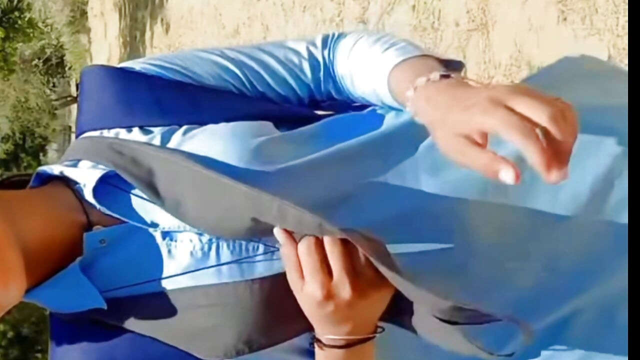 دختر مدرسه ای باکره هندی برای اولین بار دوست پسرش رو گایید بعد از مدرسه دوست دخترم به خانه دوست پسرش آمد.