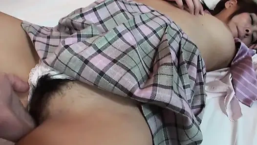 Memek berbulu cewek nakal asia dientot sampai menganga lebar