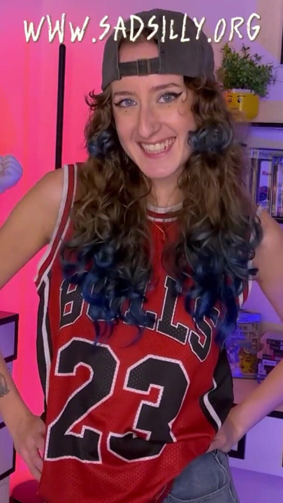 Uma grande colecionadora na buceta, a vendedora da Gamestore quer meu pau! - JOI FR GamerGirl Altgirl | Clipe 1