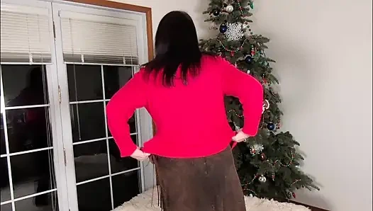 Снимаю мою одежду, за исключением моего шаловливого лифчика и ковбойных сапог!