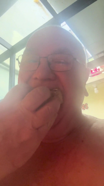 Breakfast masturbation | Clip 1
