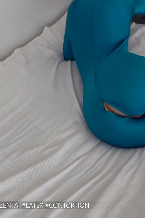Doll Spoiled with Dildo
