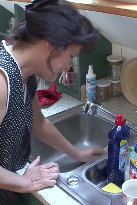 Mature Brunette MILF Pounded Hard on Kitchen Counter
