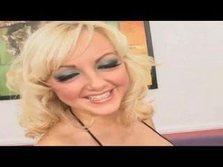 sexy blonde gets cuntfucked