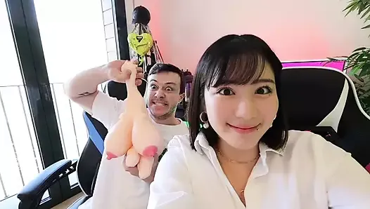 Obokozu x MRLsexdoll Anime Sex Doll Review - Seins énormes et fesses rebondies Hailey est un 13 sur 10!