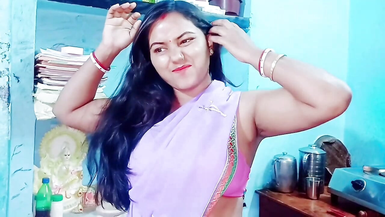 Desi Bhabhi ne apne Choti bahen ko Jija ke sath karvaya Sex Threesome clear Hindi audio