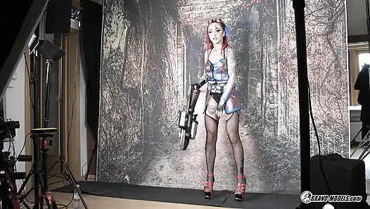 Anne Wild - 399 - Фотосессия за кулисами