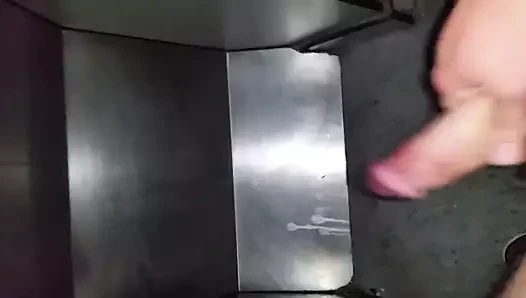 Im Pornokino meinen Pimmel abgewichst