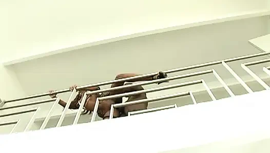 Kepergok lagi berbuat nakal sama kontol raksasa pria kulit hitam!