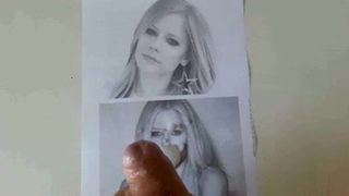 Сперма на Avril Lavigne