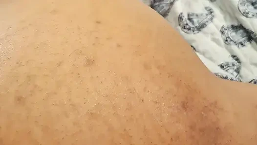 İlk yumruk sokmam için götümü çalıştırıyor