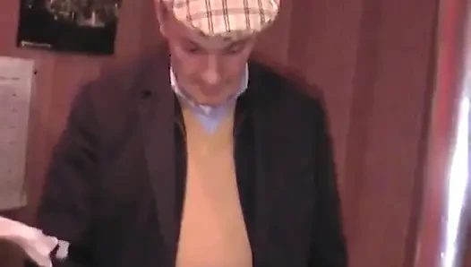 Opa bietet eine sehr heiße stripperin!