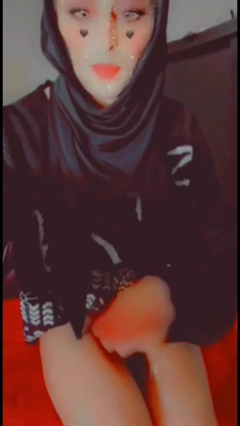 TS CUM HANDS FREE