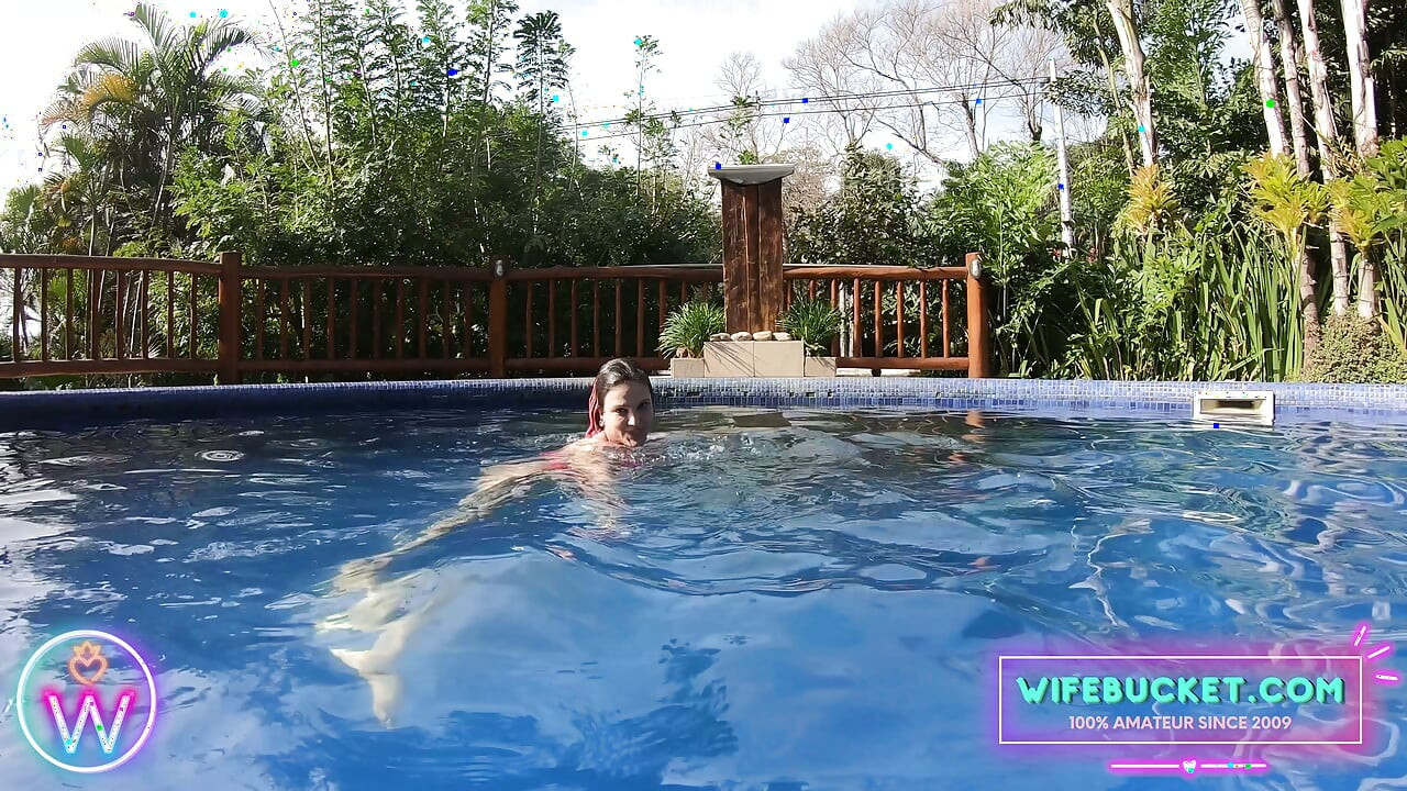 Wifebucket Amateurs - Stepsis was swimming in sexy bikini, so I had to fuck her in the pool