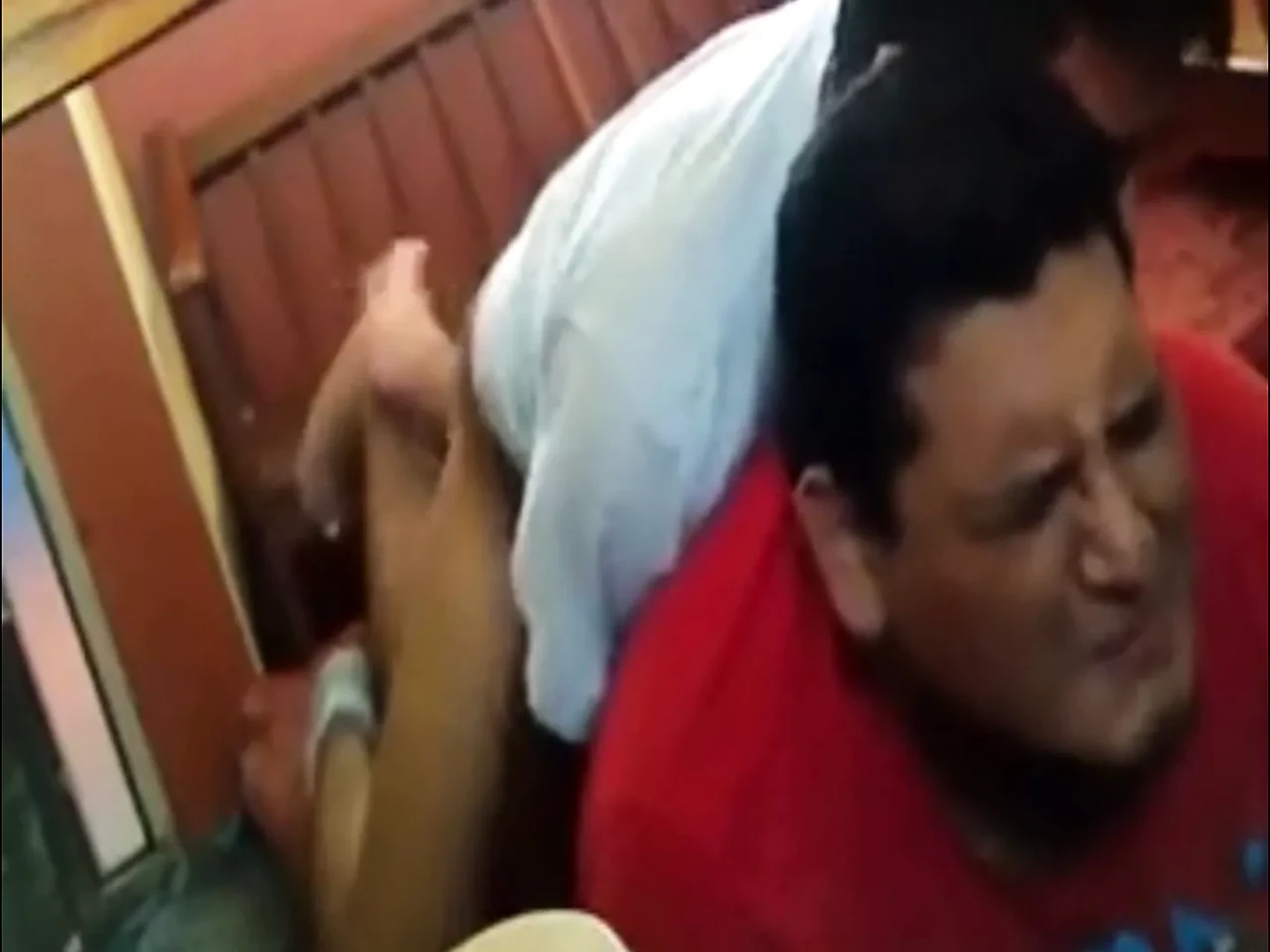 Gordito Mexicano - Se lo culea su amigo del trabajo