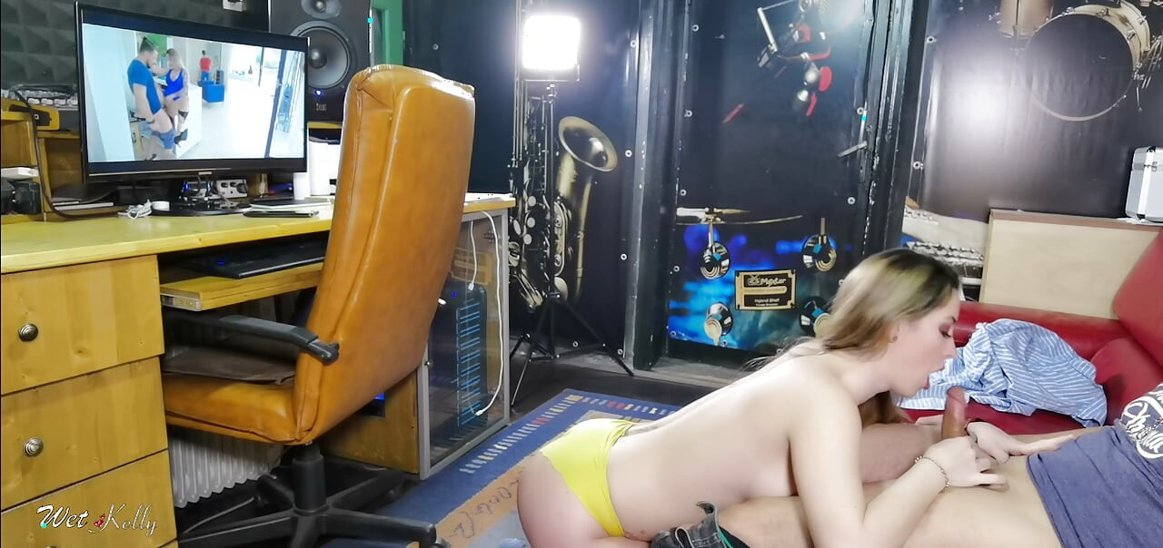 Habe Einem Rockstar Einen Geblasen, Nachdem Er Meine Videos Online Gefunden Hatte