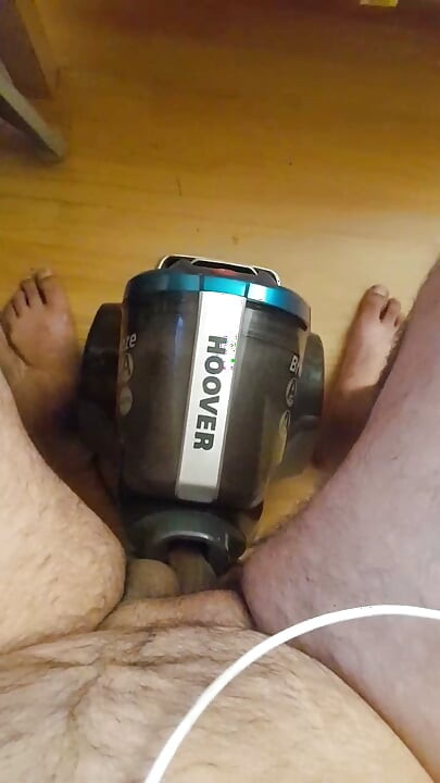 Amazing Hoover Masturbation
