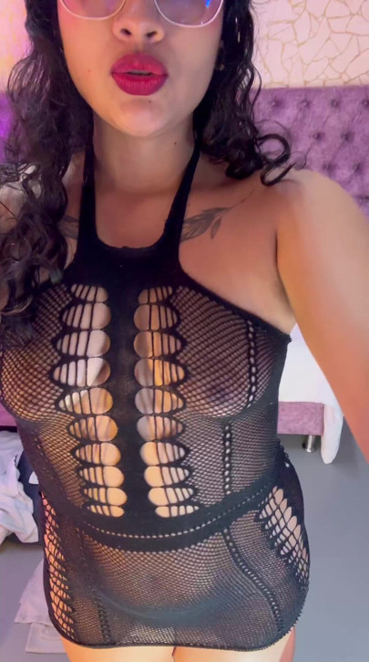 Latina beauty, endless confidence, unforgettable charm.