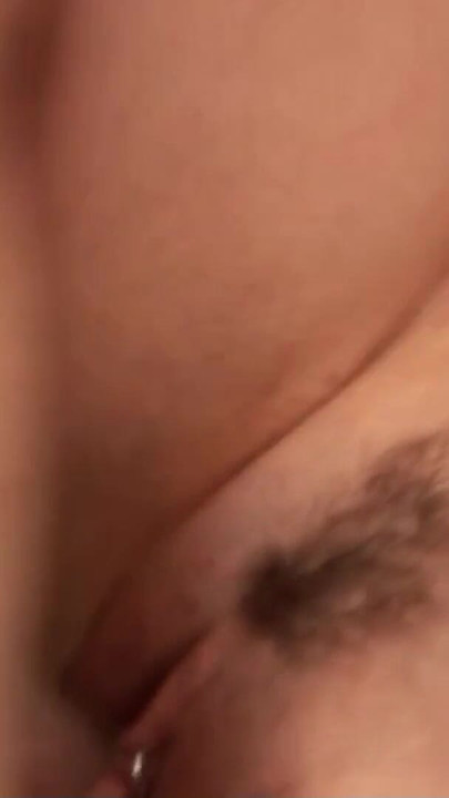 Nezapomenutelný okamžik z "Drsný anální sex pro roztomilou vysokoškolačku od učitele na internátní škole"