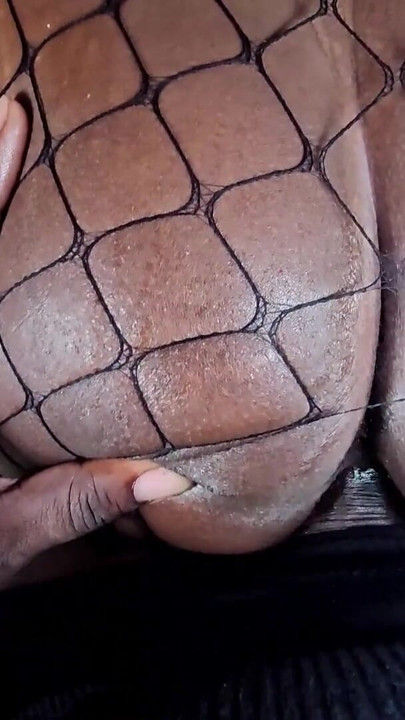 Giving Backshot to a big nyash babe with no condom is the best | Clip 1