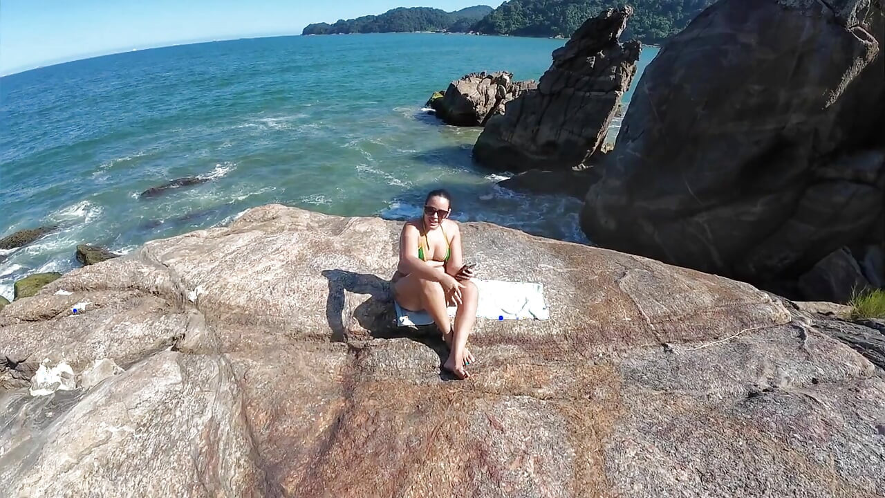 Przeprowadziłem wywiad z najgorętszymi na wybrzeżu São Paulo, Daine Belan, pokazując wszystko bez cenzury