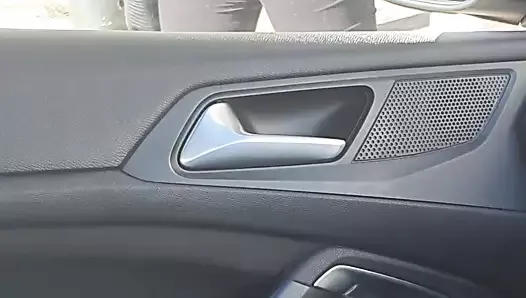 Horny Muslim has sex in the car with black dick