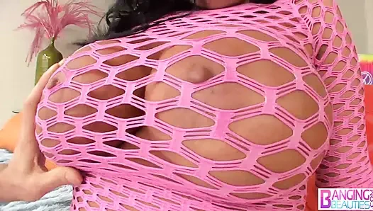 Первый хардкорный анал милфы с огромными сиськами Sienna West