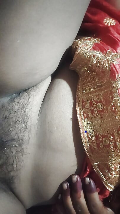 VID 20261021 041322.mp4  maine apne sauteli beti ko choda jab vah ghar par akeli thi
