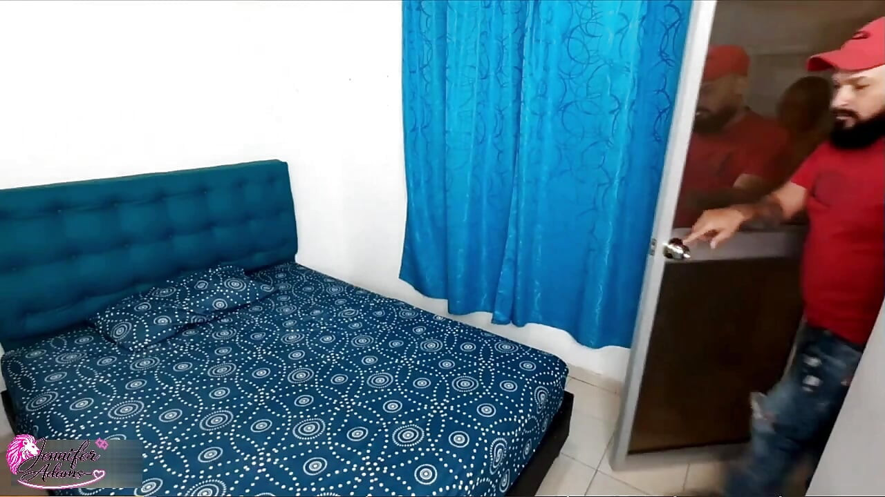 Tôi đặt dịch vụ từ một máy bay bà già và có thời gian tốt hơn tôi mong đợi - Porno en Español