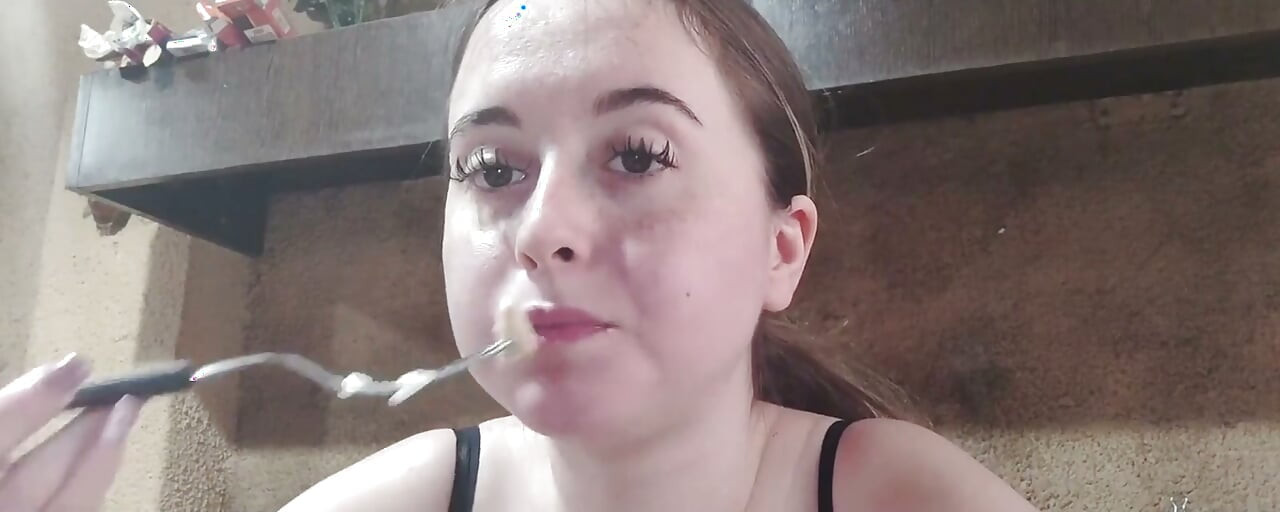 Je mange mon déjeuner