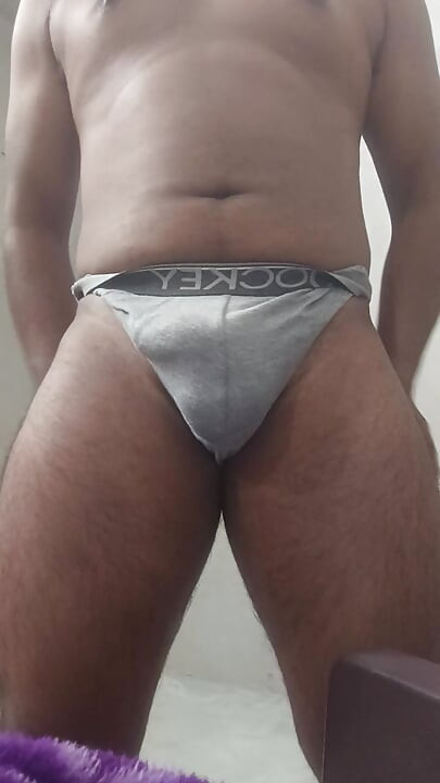 Grande rabo preto garoto masturbando pau para mastbeting