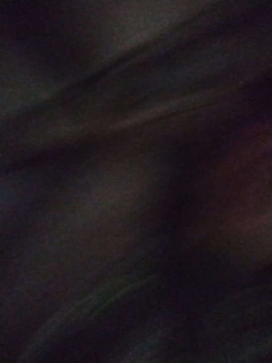 我的妻子吮吸它