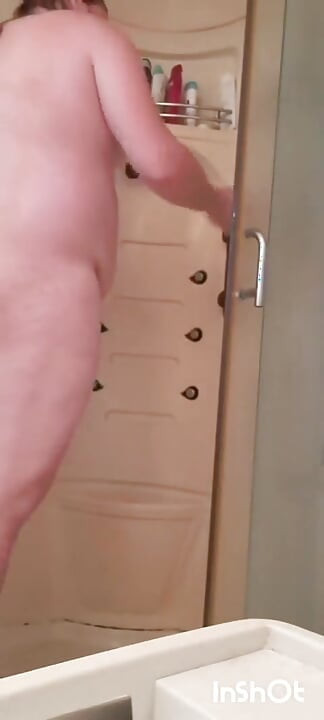 I Take My Shower, Masturbate, Pee on Myself and Ejaculate