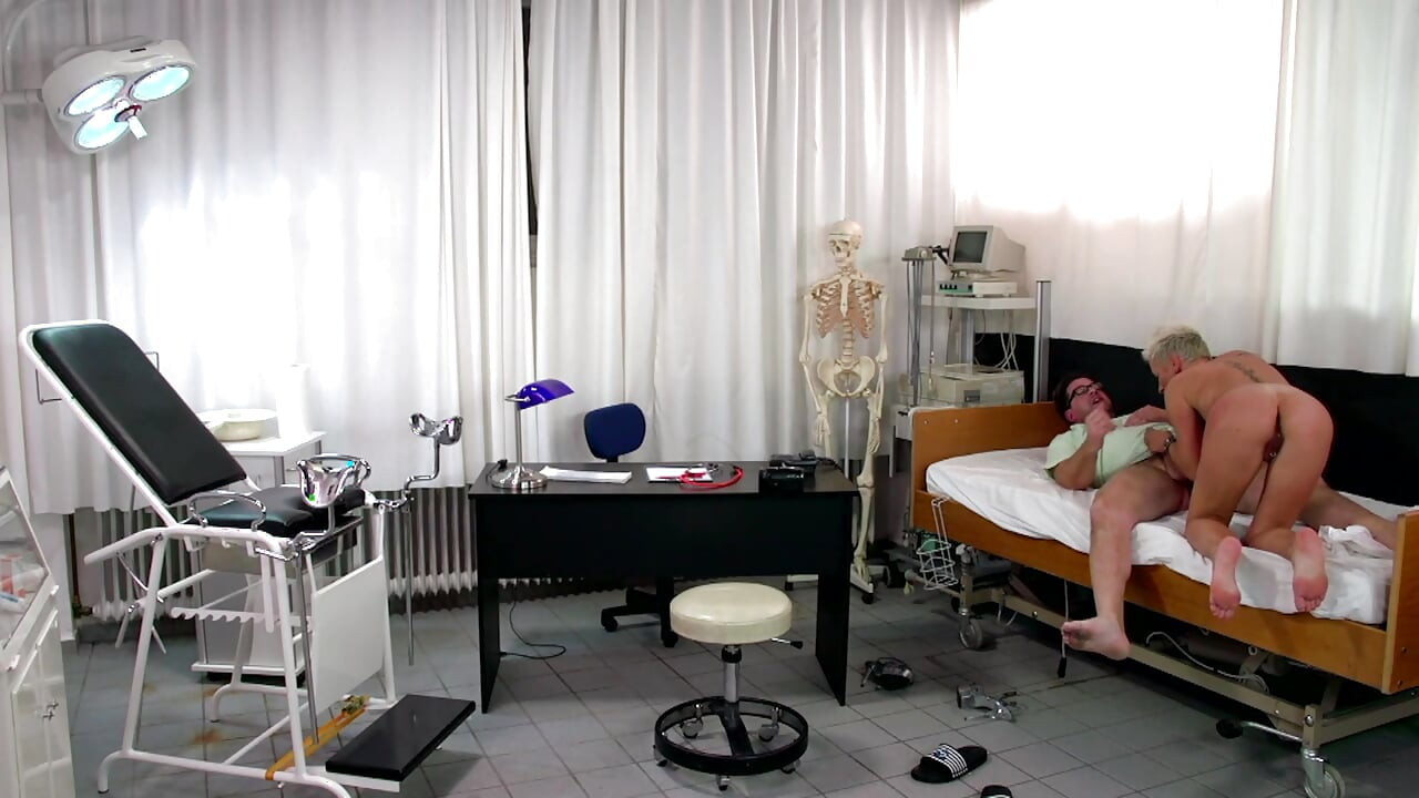 Blonde MILF Double Penetration Doctor Exam Fuck