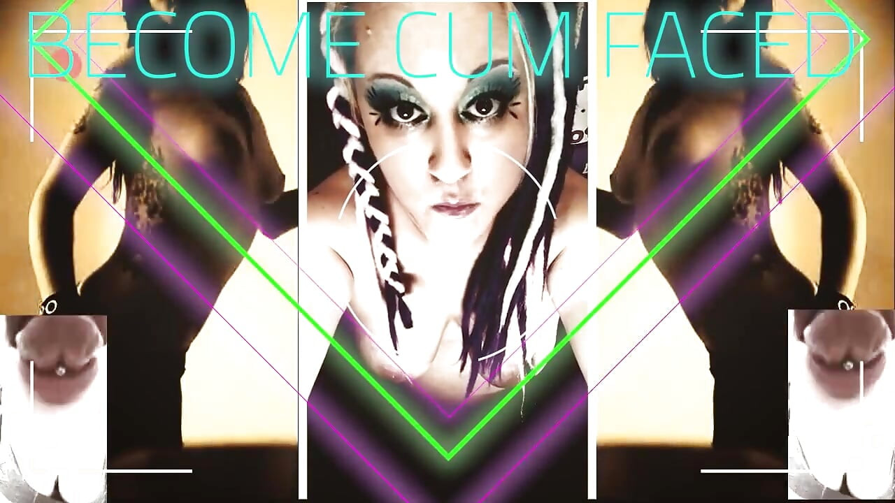 Tu hermanastra te trata como a una chica y quiere que chupes y tragues