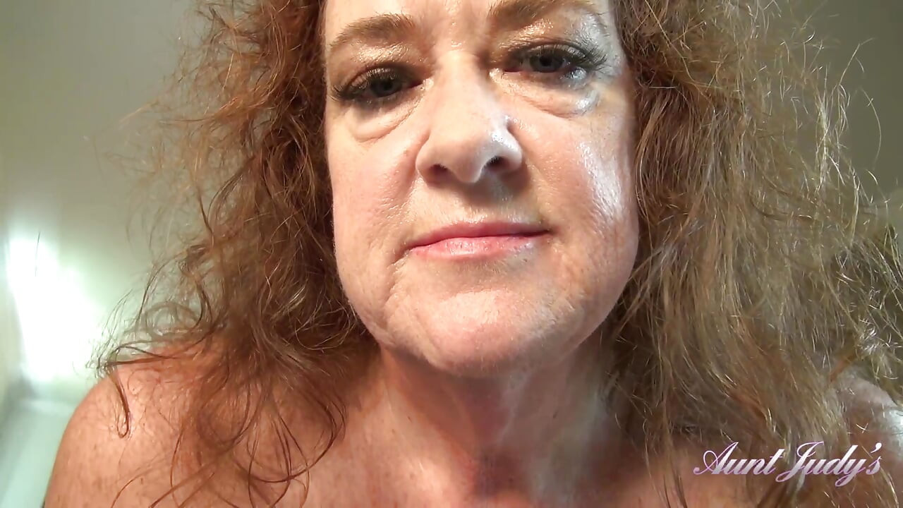 Auntjudys - Your Horny Mature Redhead Step-aunt Mrs. Ginger Gives You a Handjob (pov)