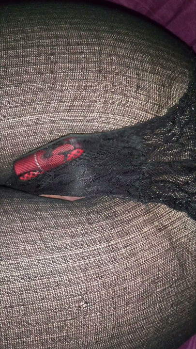 Femboy Hands free cum on own ass thru panties