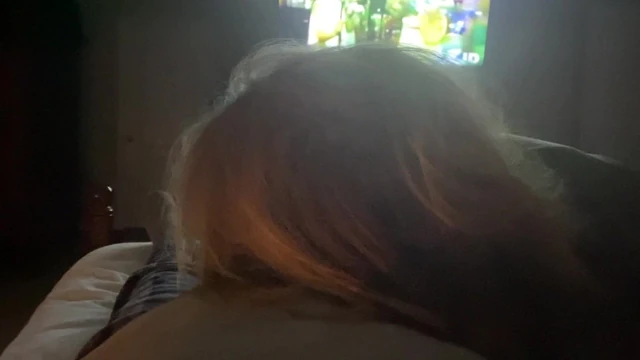 Wife gives me BJ