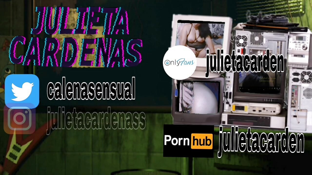 I masturbate with my dildo and end up cumming