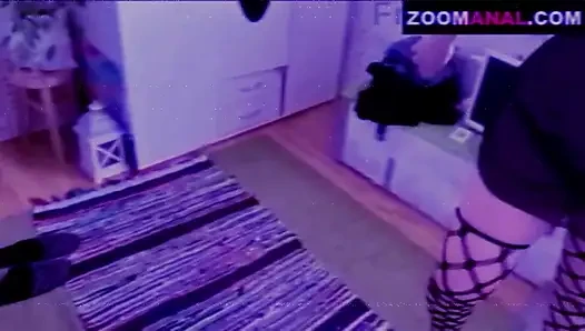 Sarışın orta yaşlı seksi kadın Arap müşterisiyle tanışıyor