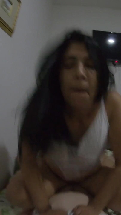 Jebao sam zrelu ženu iz Venezuele dok ju je muž zvao na mobitel