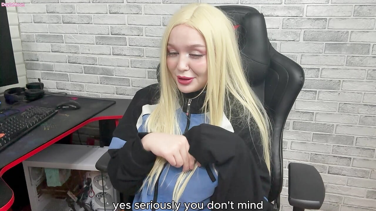 撸管指挥：你的继妹没有归还你的夹克，而你来整理它