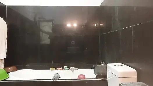 Dildo with Anne in Colombo Sri Lanka big Boobs with wet juicy Pussy in Night